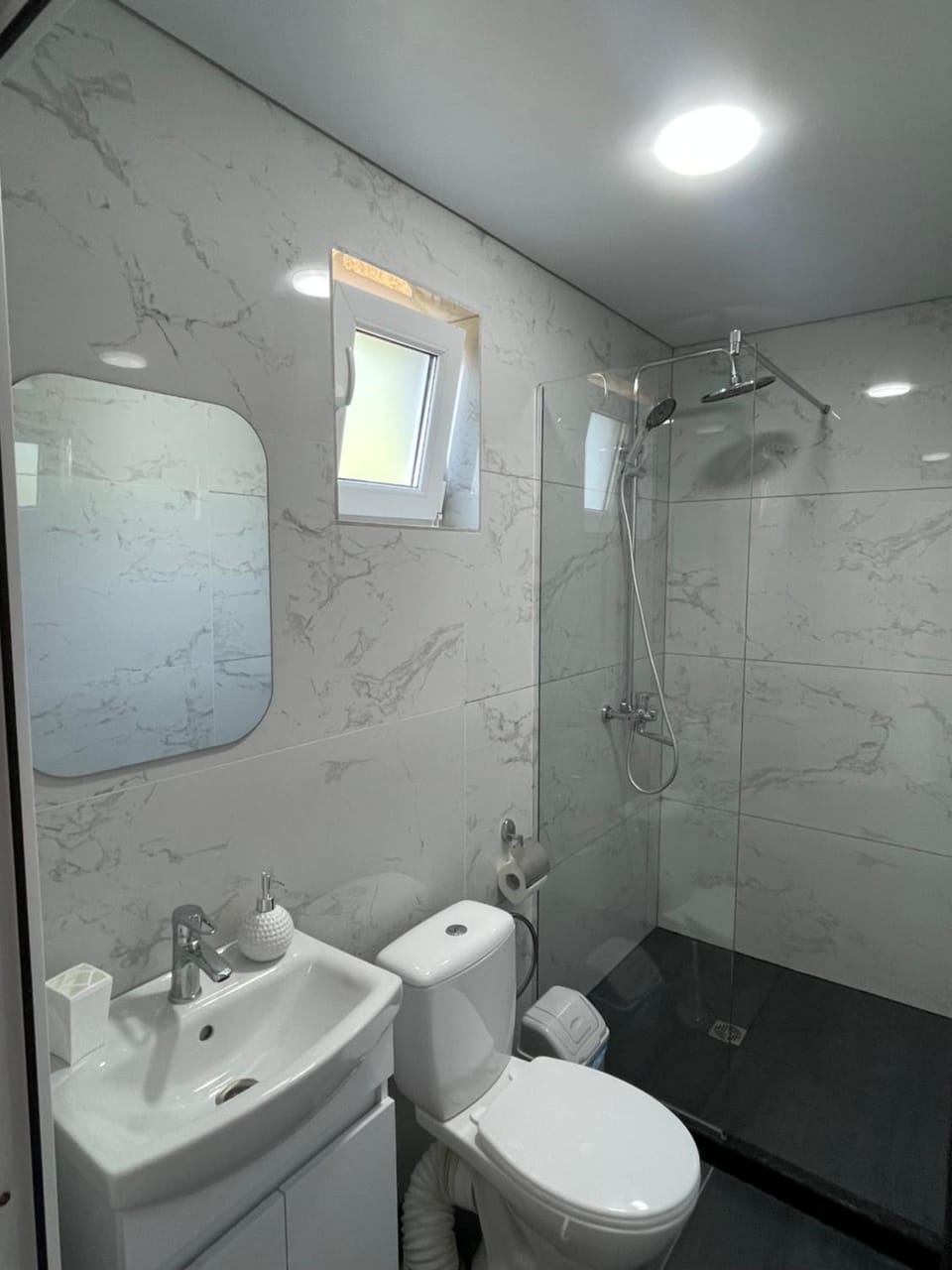 GreenHouseM Apartment in Ukraine