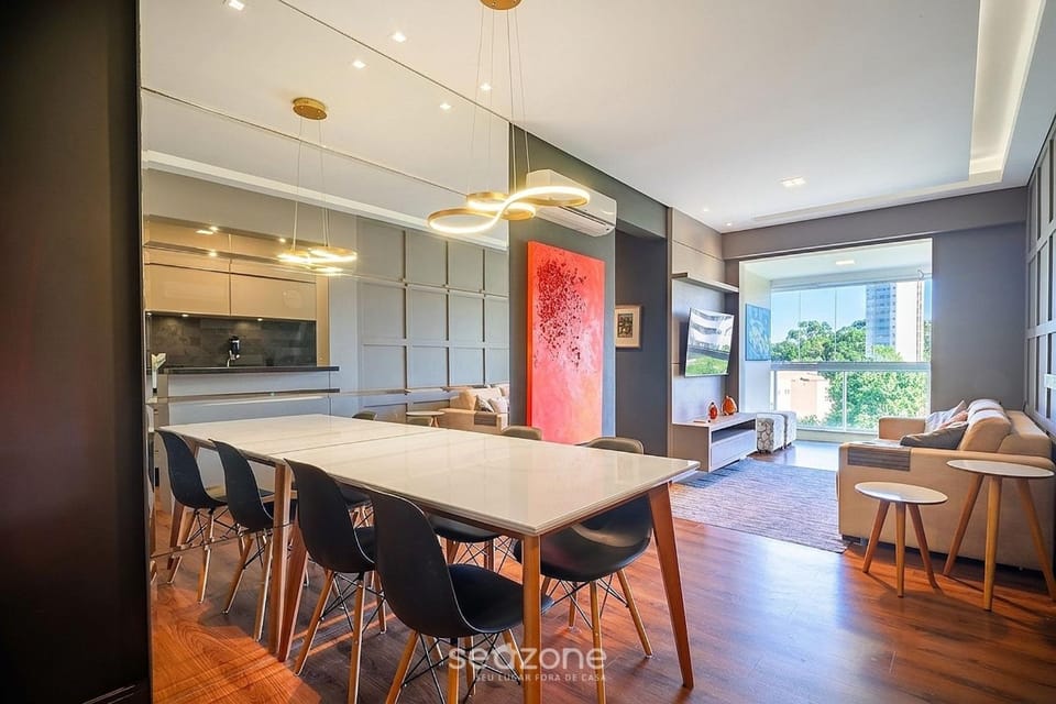 TV and multimedia, View (from property/room), Kitchen or kitchenette, Living room, Dining area
