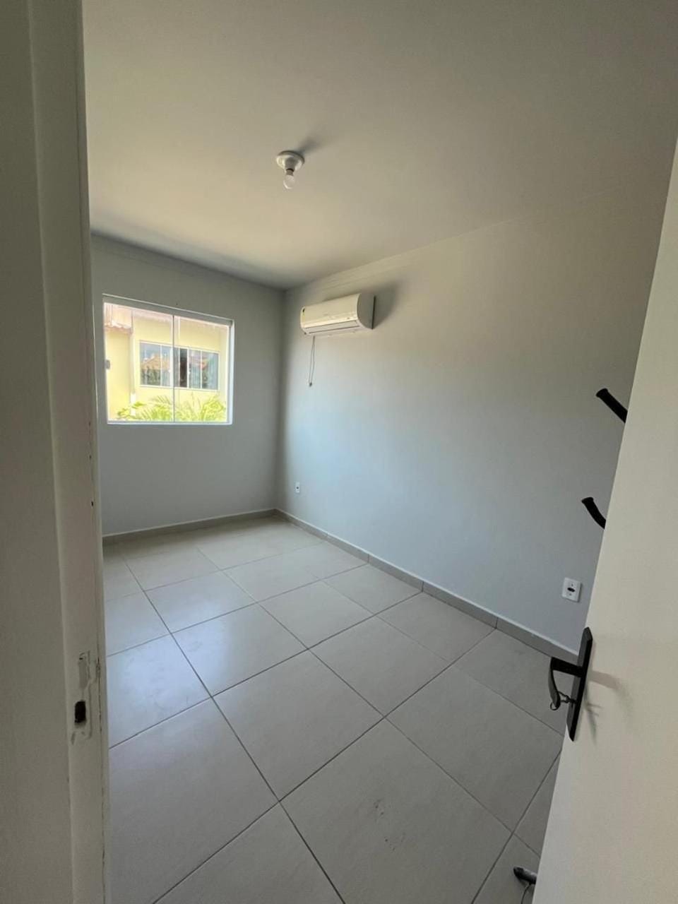 Apartamento com 2 quartos localizado na avenida principal dos Ingleses Apartment in Florianopolis