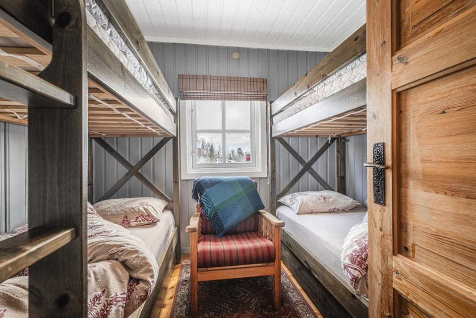 Bed, Bedroom, bunk bed