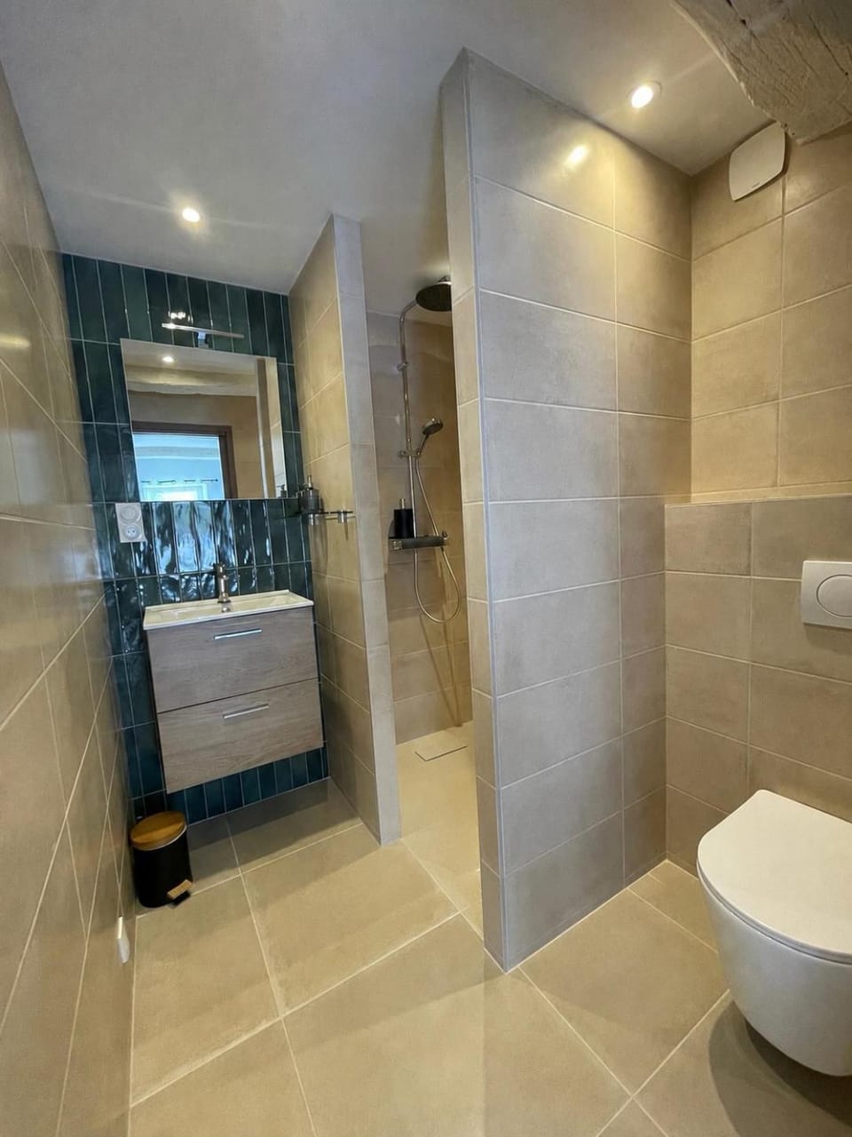 Appartement climatisé au cœur de Vinsobres Apartment in Valréas