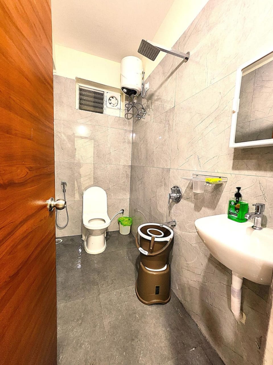 New Stunning 1BHK Penthouse Apartment in Hyderabad