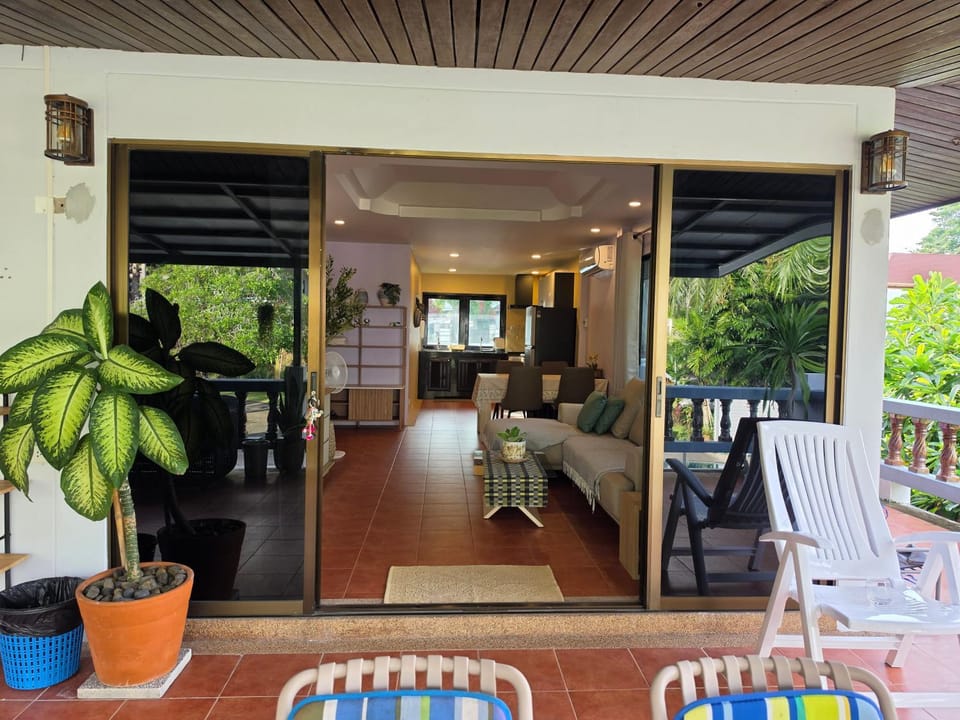 Seating area