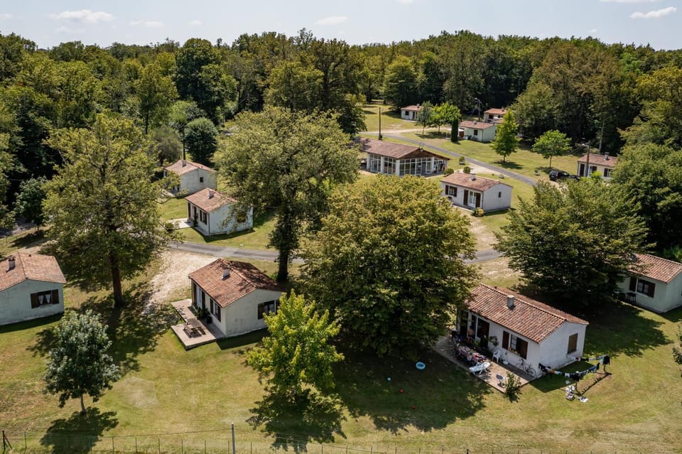 Village de gîtes Le Petit Moucaud House in Nouvelle-Aquitaine