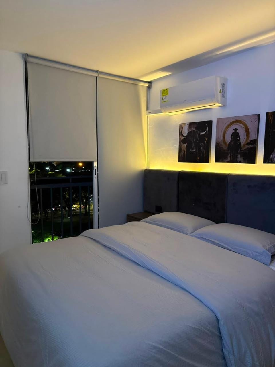 Bed, TV and multimedia, Photo of the whole room, Bedroom, air conditioner