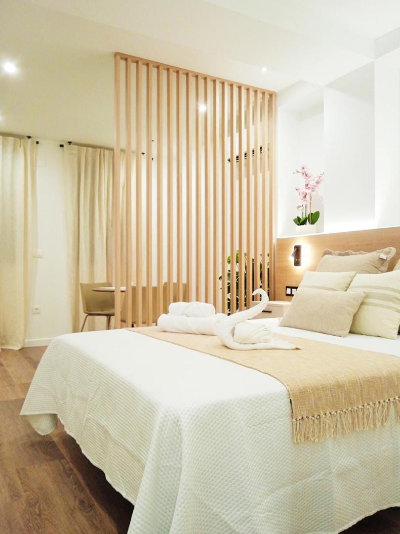 La falda del castillo hostal Bed and Breakfast in Alicante