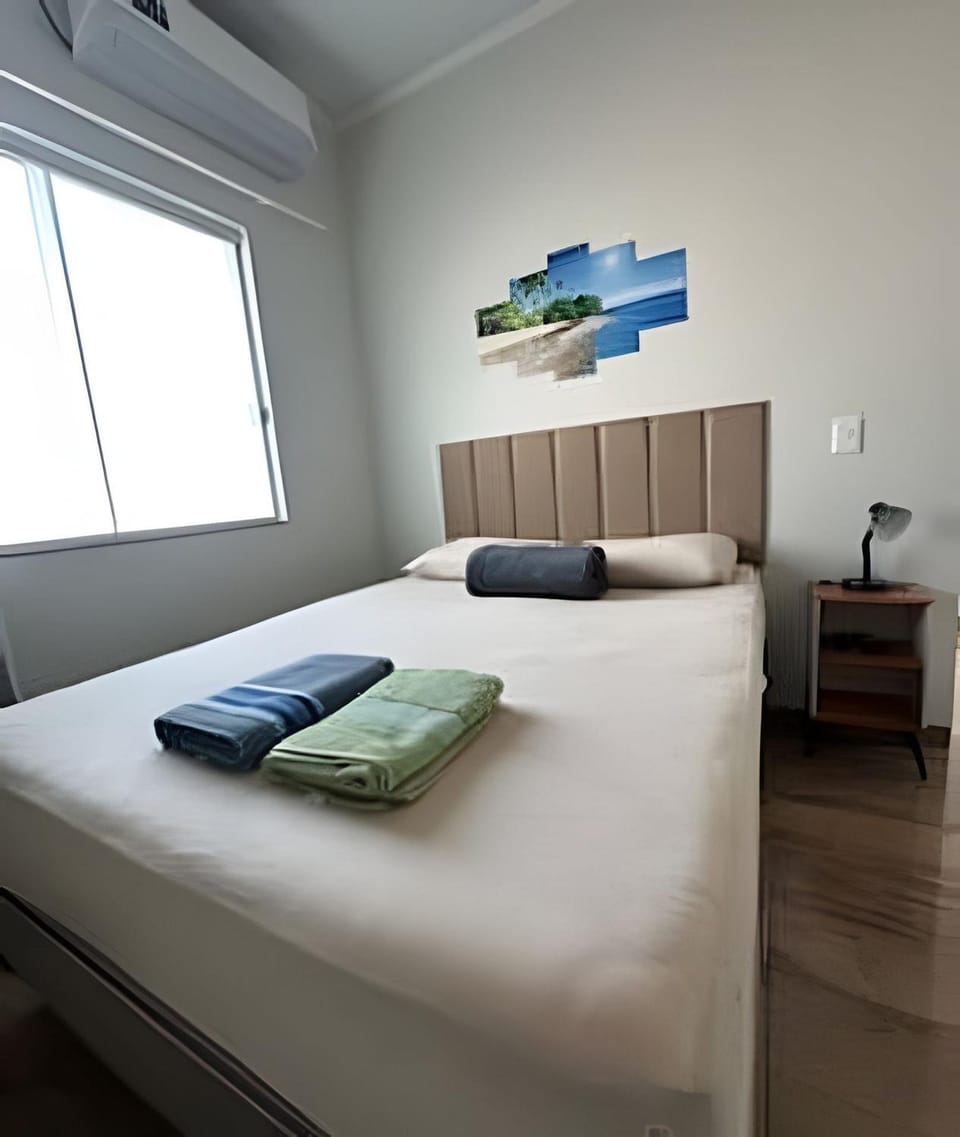 Bed, TV and multimedia, View (from property/room), Bedroom