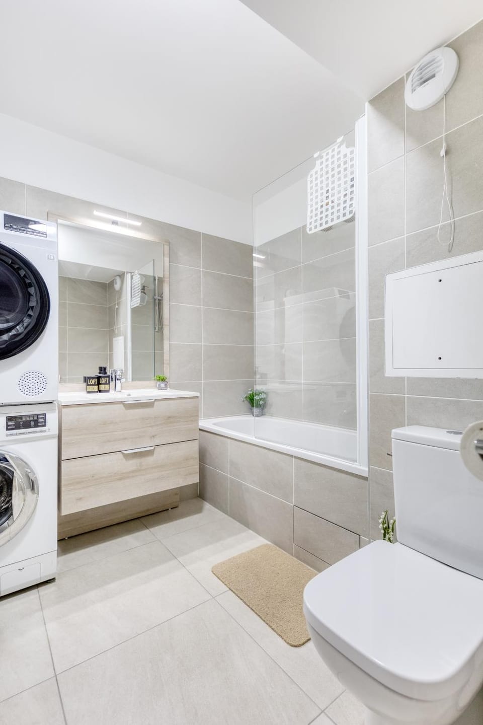 New Luxury - Private Underground Parking - M8 & RER D Apartment in Créteil