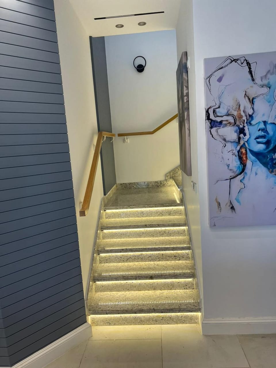 تاون هاوس مفروش مميزاً للإيجار اليومي في واحدة من أرقى مراحل مراسي ريفا لاجونزRiva Lagoons Villa in Egypt