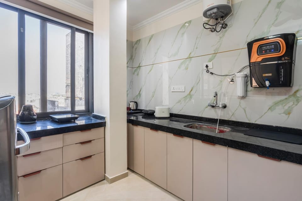 Kitchen or kitchenette