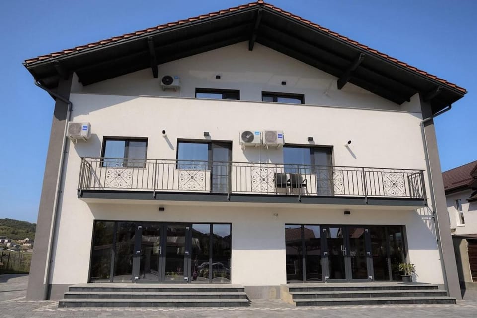 Casa Sabo Sannicoara Cluj Airport Area 2 room beige apartment Apartment in Cluj County