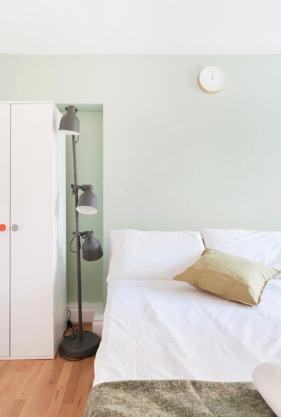 Fifty3 Holidays Apartment in London Borough of Islington