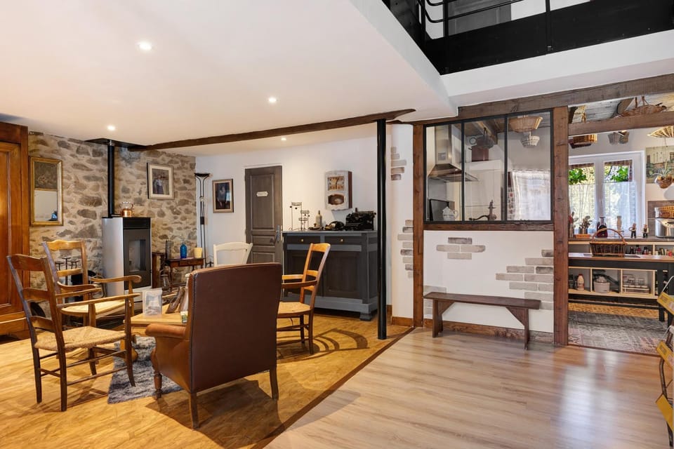 Property building, Living room