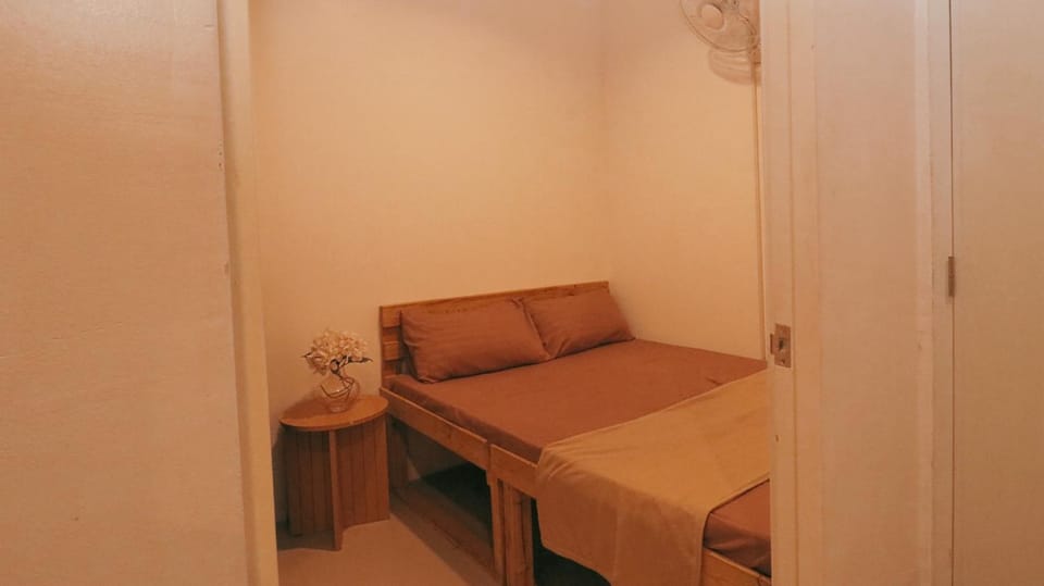 Graceland Bed and Breakfast in Lapu-Lapu City