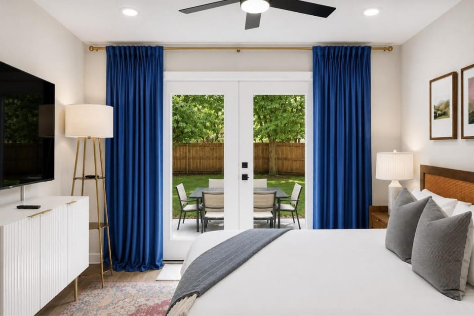 Blue Raider Bungalow 3 Min to MTSU House in Murfreesboro