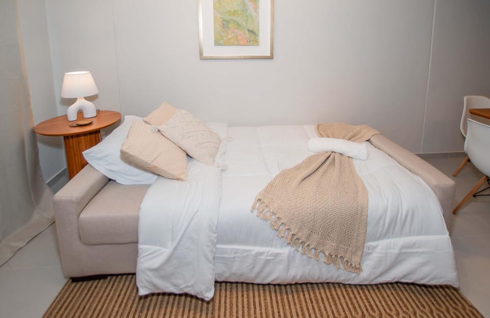 Furnished Two-Bedroom Near Restaurants and Cafes Apartment in Asunción
