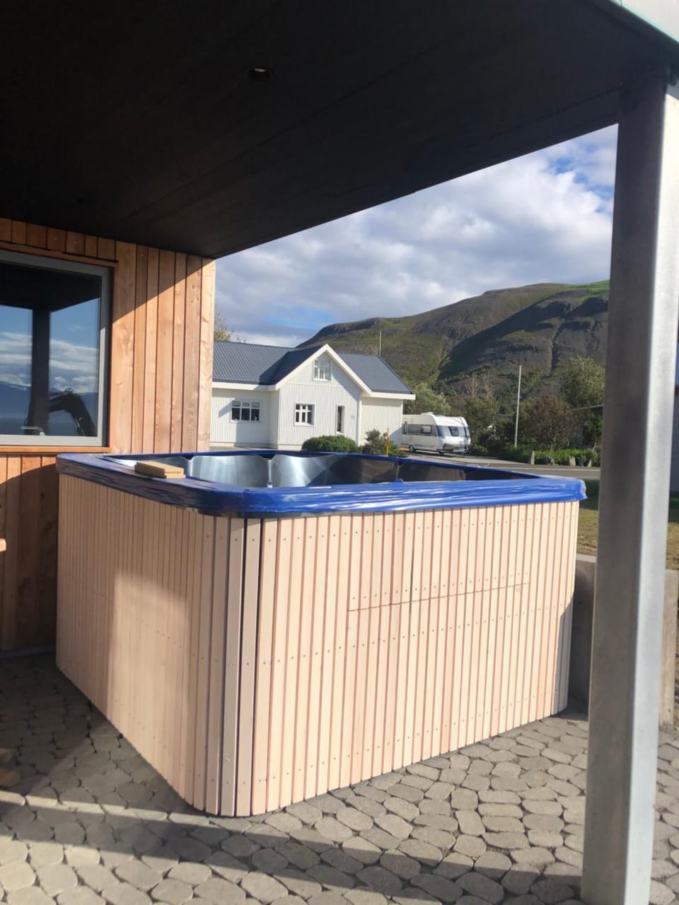 Natural landscape, Mountain view, Pool view, Swimming pool