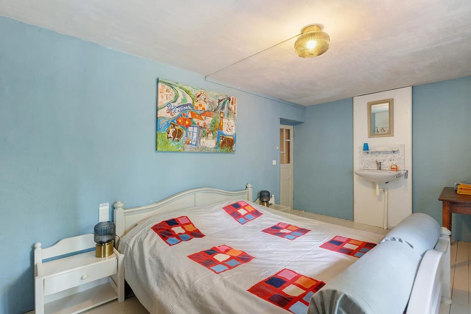 Living room, Bedroom