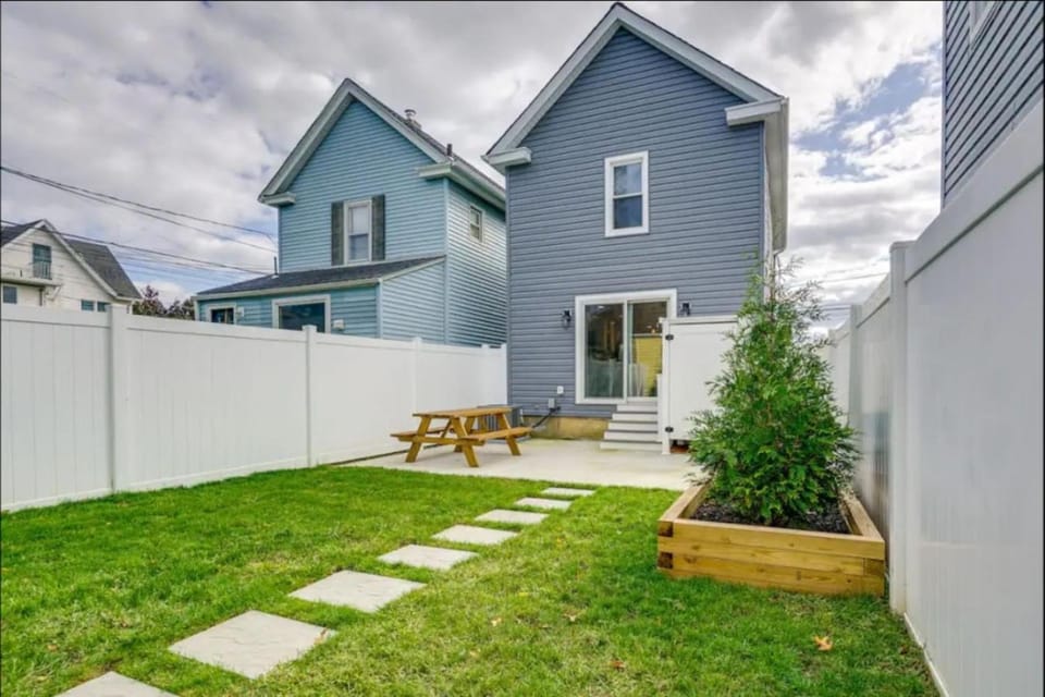 Bradley Beach Compound House in Bradley Beach