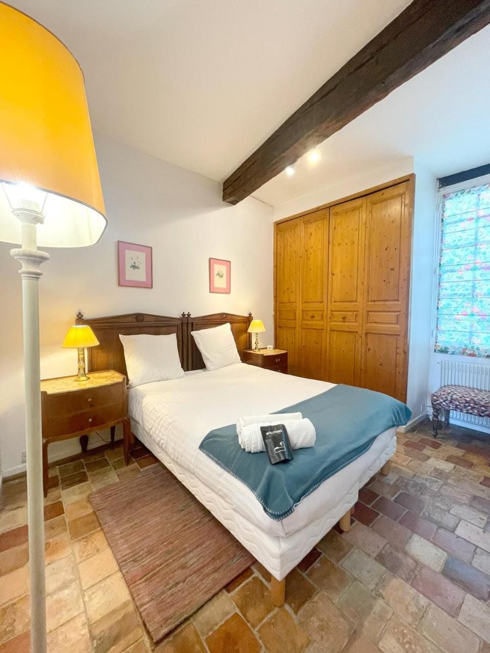 Le Cellier Chantault Apartment in Chartres