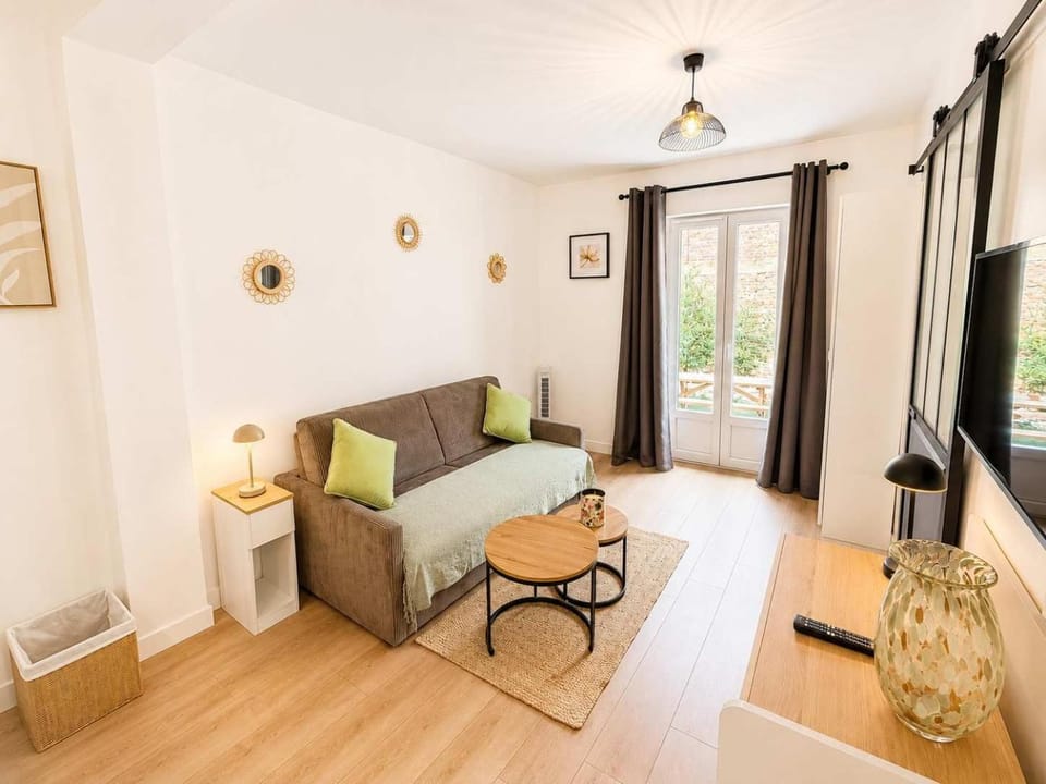 Studio Design avec Jardin - Pre St Gervais - 2P Apartment in Pantin