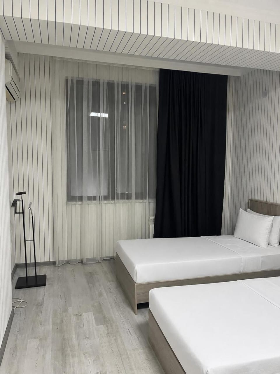 Bed, Bedroom, air conditioner