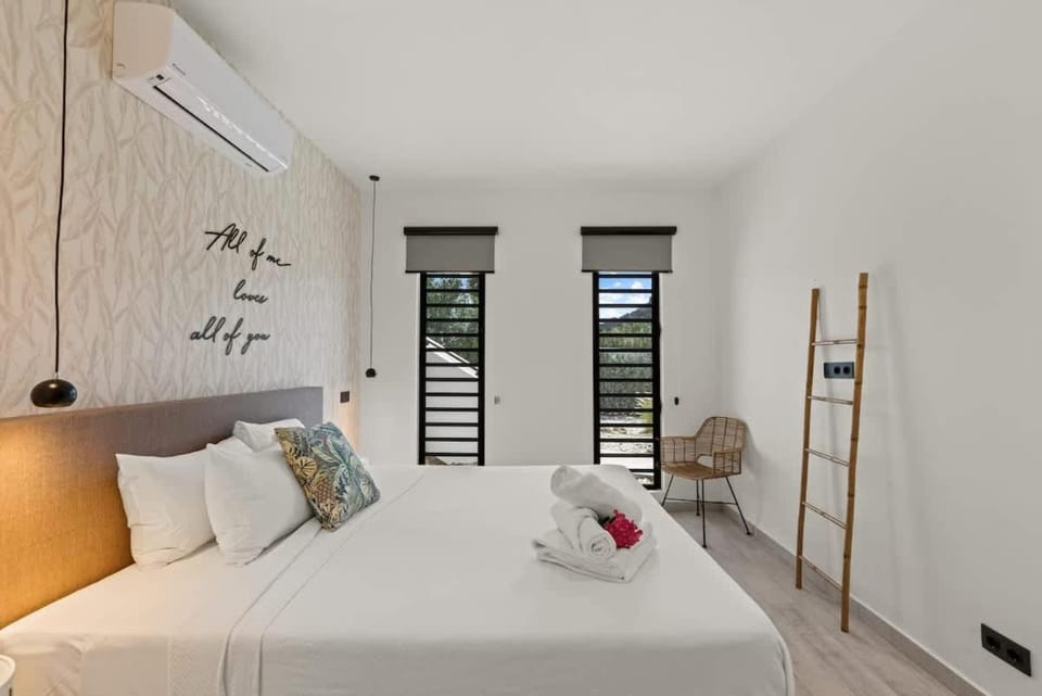 Reef Retreat - Tropical Island Getaway Apartment in Sint Michiel