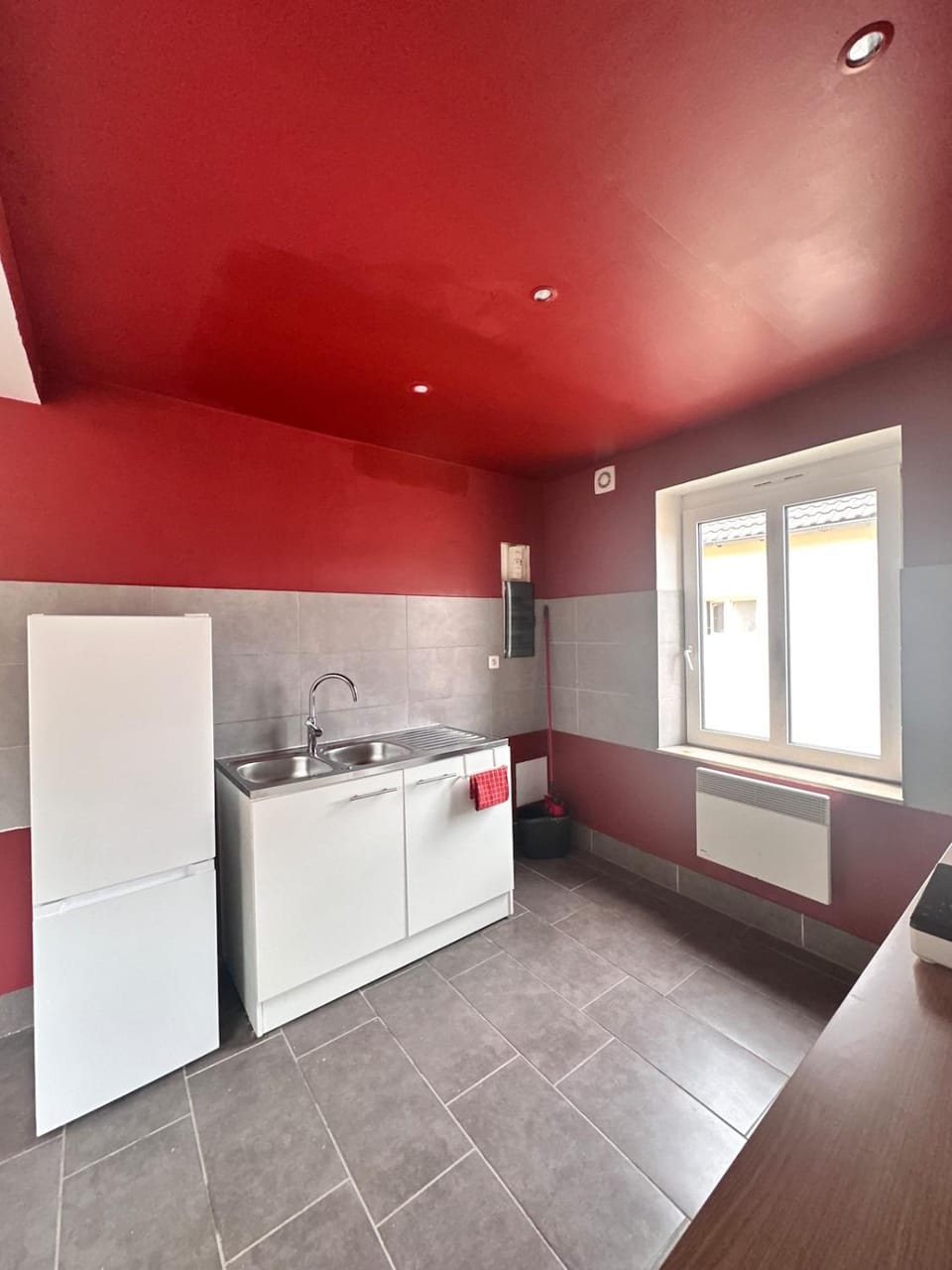 Kitchen or kitchenette
