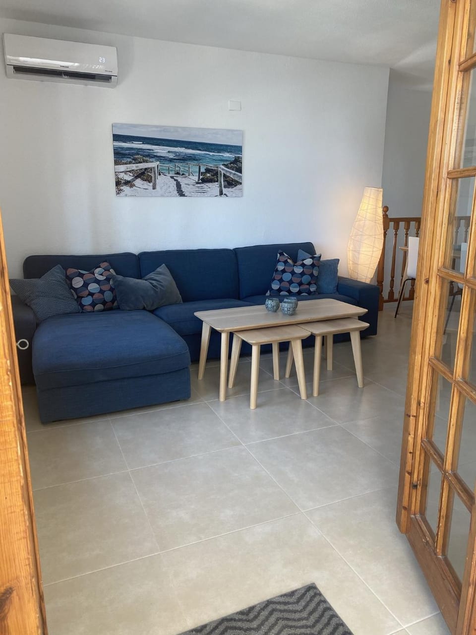 Living room, Seating area, air conditioner