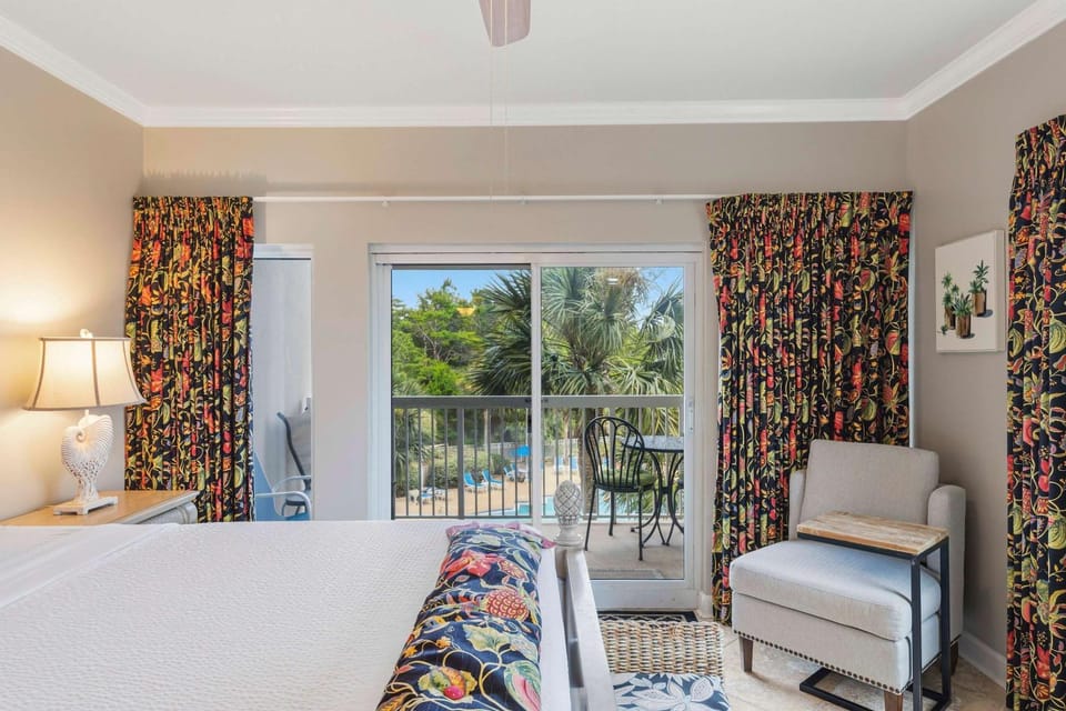 Studio with Preserve Views Pools and Tennis Apartment in Miramar Beach