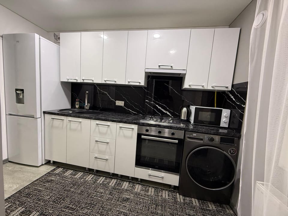 APARTAMENT Edinet rental Apartment in Moldova