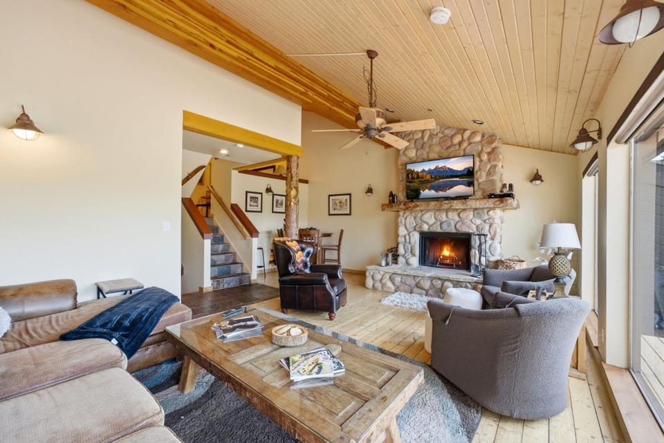 New Listing Pet Friendly Townhome - Fenchurch Trails House in Park City