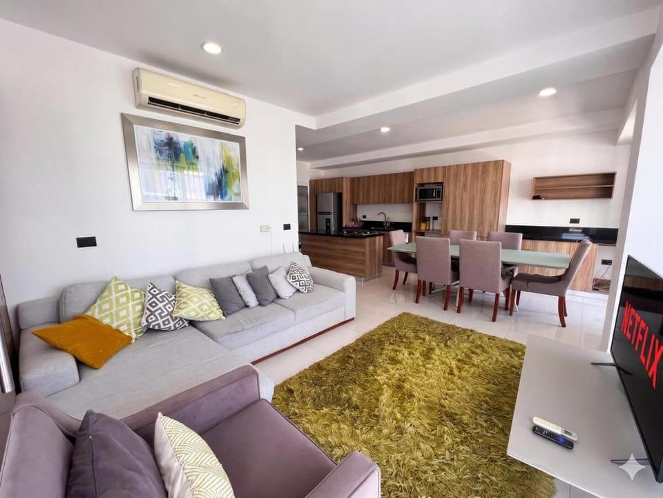 Zoho Skies, 3 bedrooms, 2 bathrooms with Rooftop Pool Apartment in Puerto Vallarta