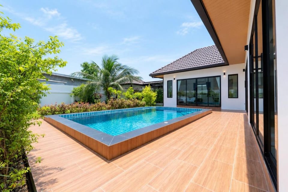 Zeitoun Pool Villa in Bangtao Beach Villa in Choeng Thale