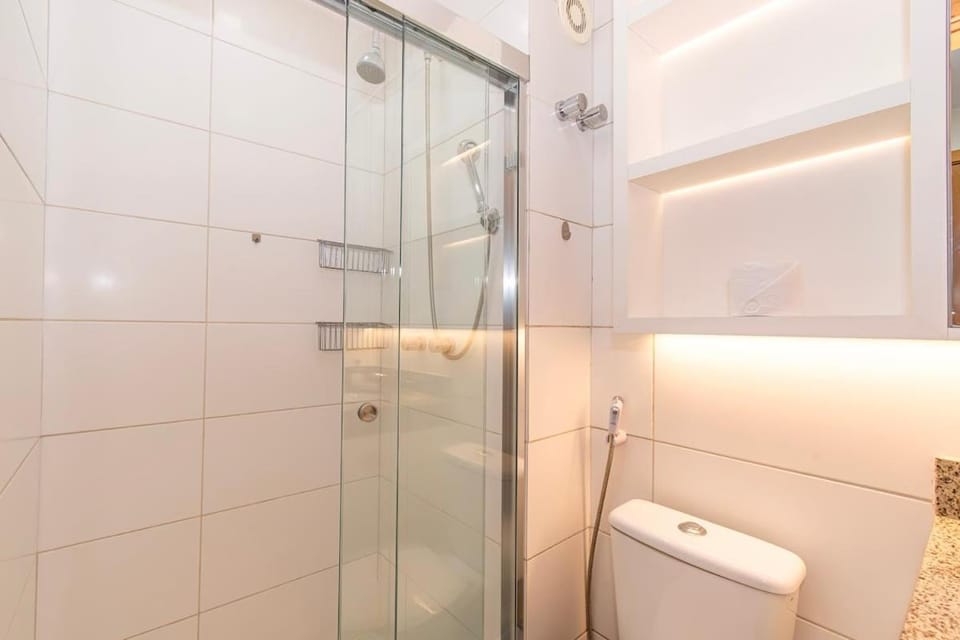 Df plaza - cozy, suite, washing machine, 2 TVs Apartment in State of Goiás