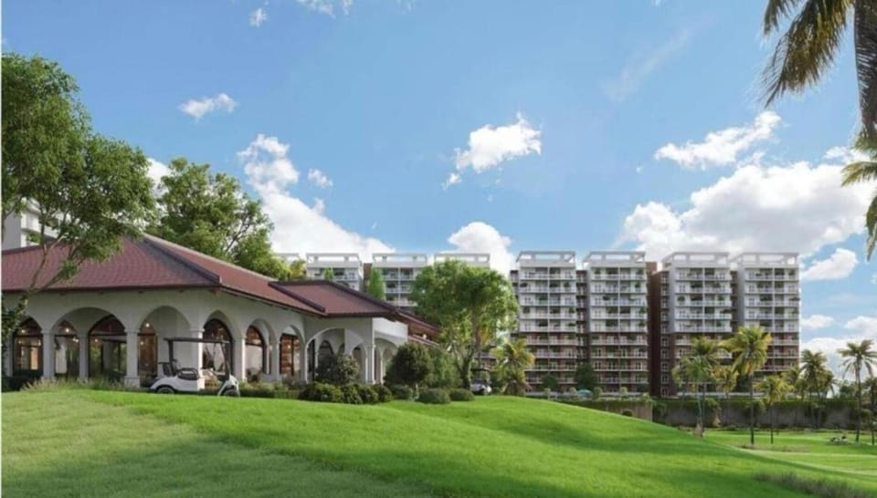 Cantbury golf apartments Apartment in Western Province