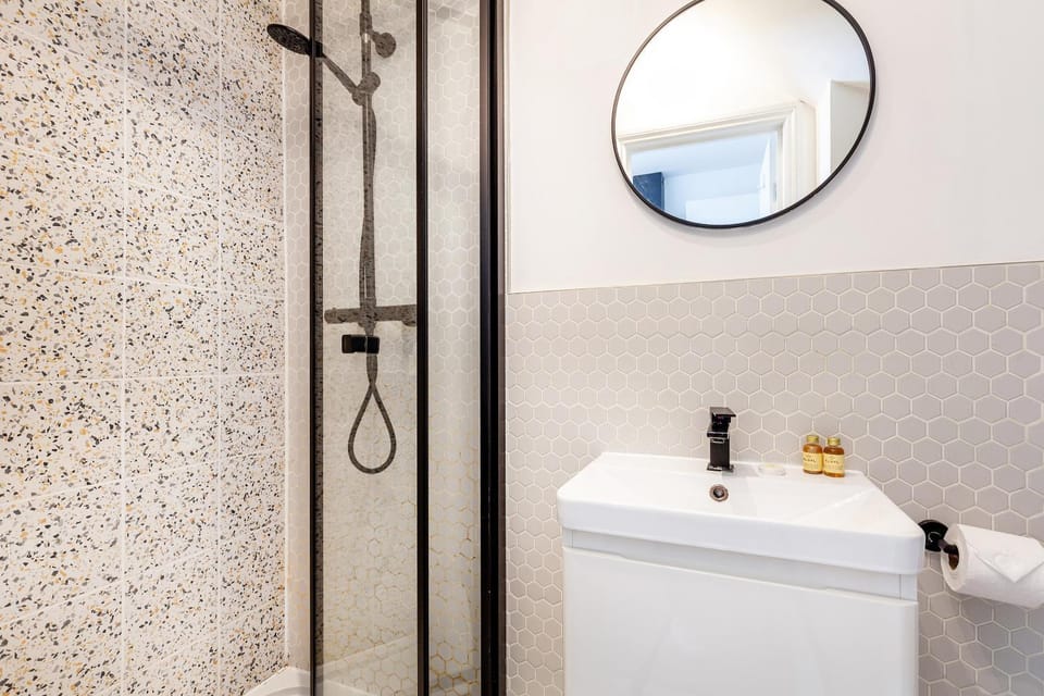 Kensington Garden Studio Apartment in City of Westminster