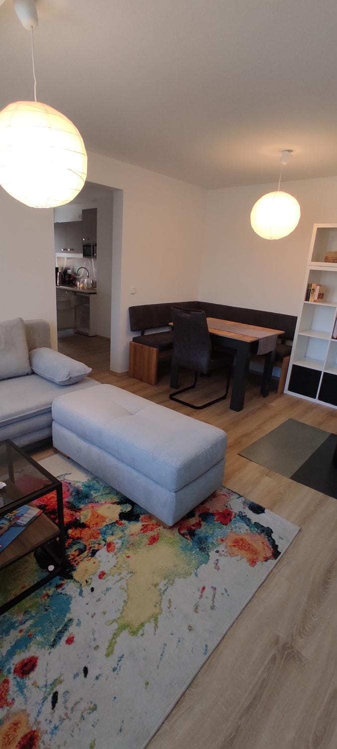 CrossAIR mit Parken, Fahrradgarage und PKW-Wallbox am Haus Apartment in Zwickau
