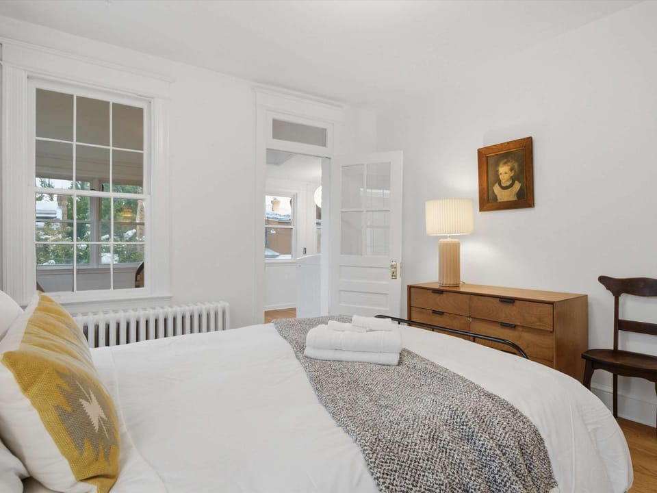 Historic Designer Home - NW Washington Apartment in District of Columbia