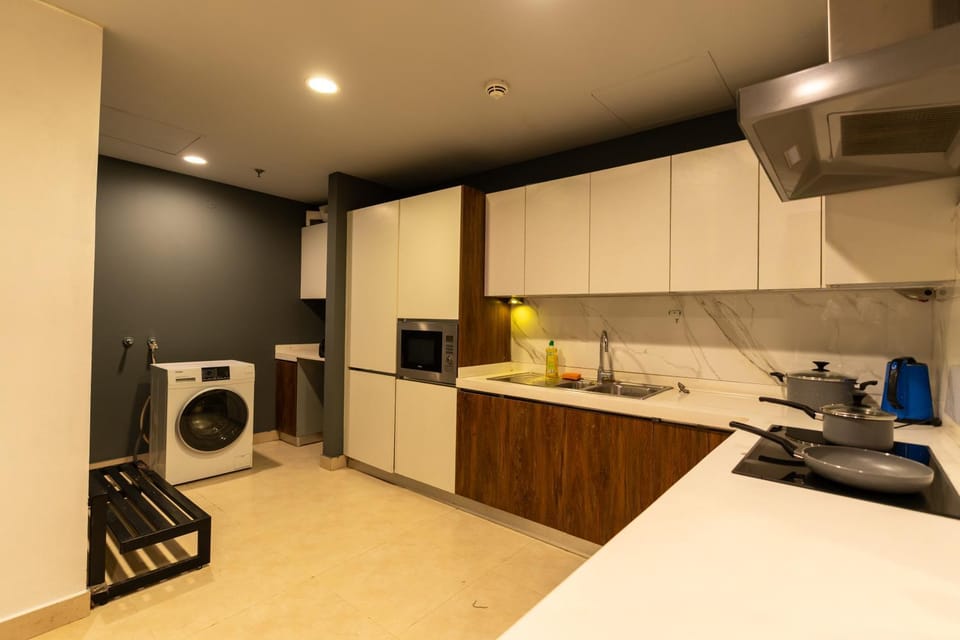 Kitchen or kitchenette, dishwasher, minibar, oven, pet friendly, stove, washing machine, dryer