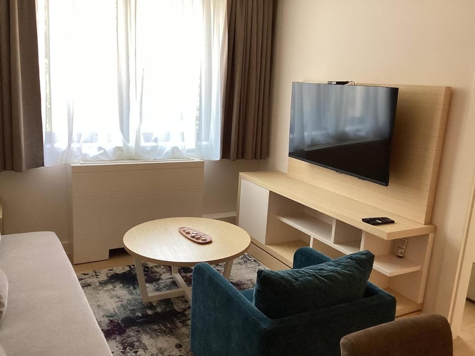 Forest View Apartment at Zepterme Hotel Private Host Apartment in Serbia