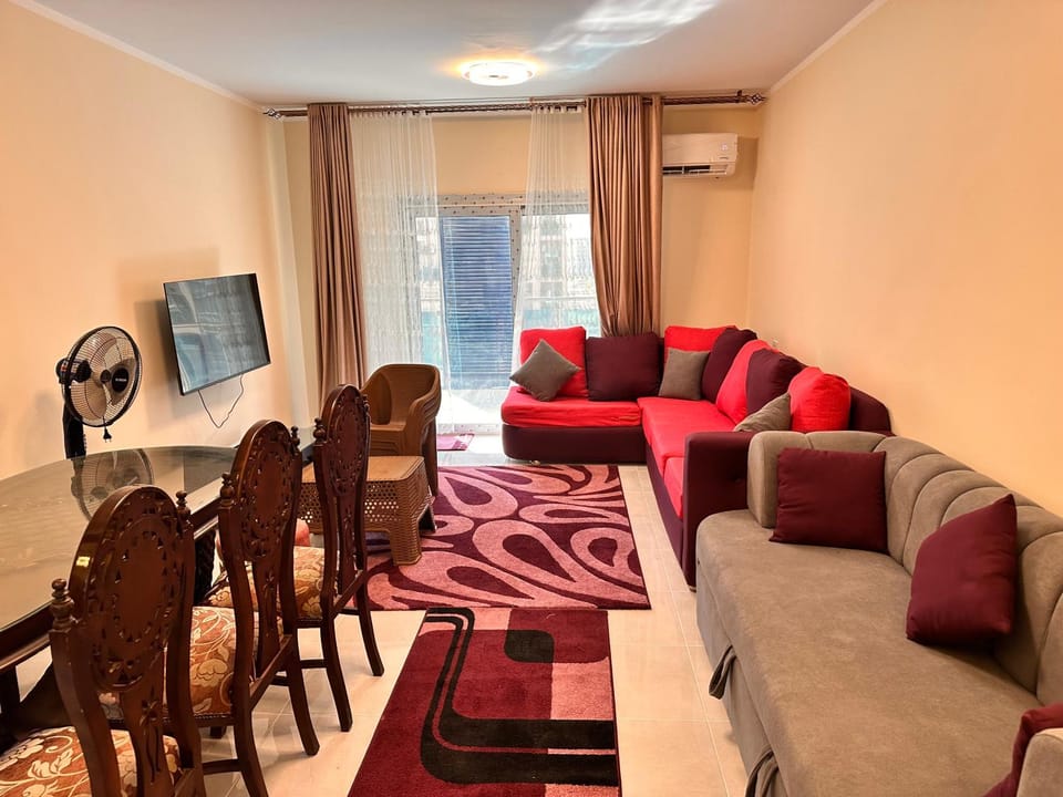 Communal lounge/ TV room, Living room, Seating area, air conditioner