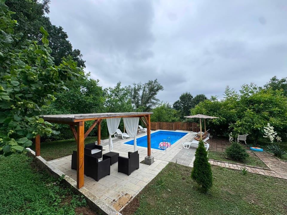 Garden, Balcony/Terrace, Swimming pool