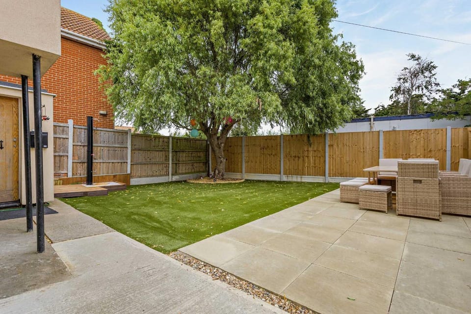 Garden, Seating area