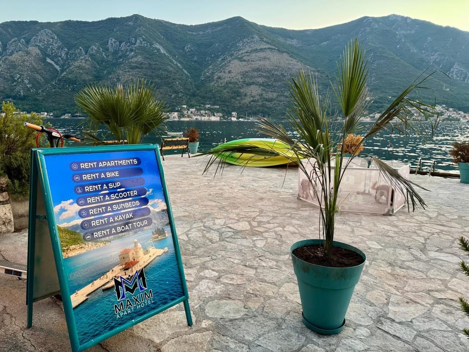 Patio, Beach, Sea view