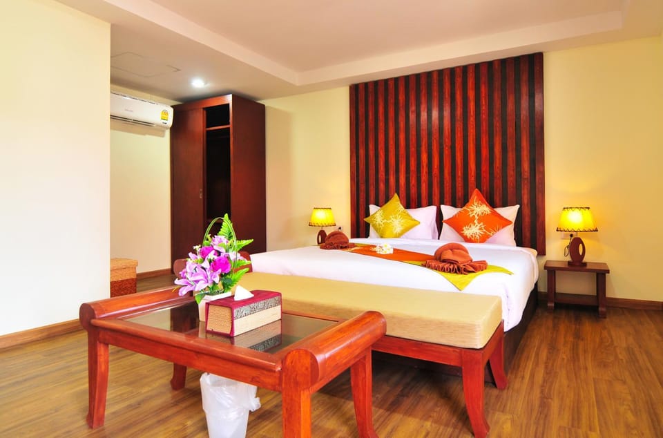 Bedroom, Area and facilities