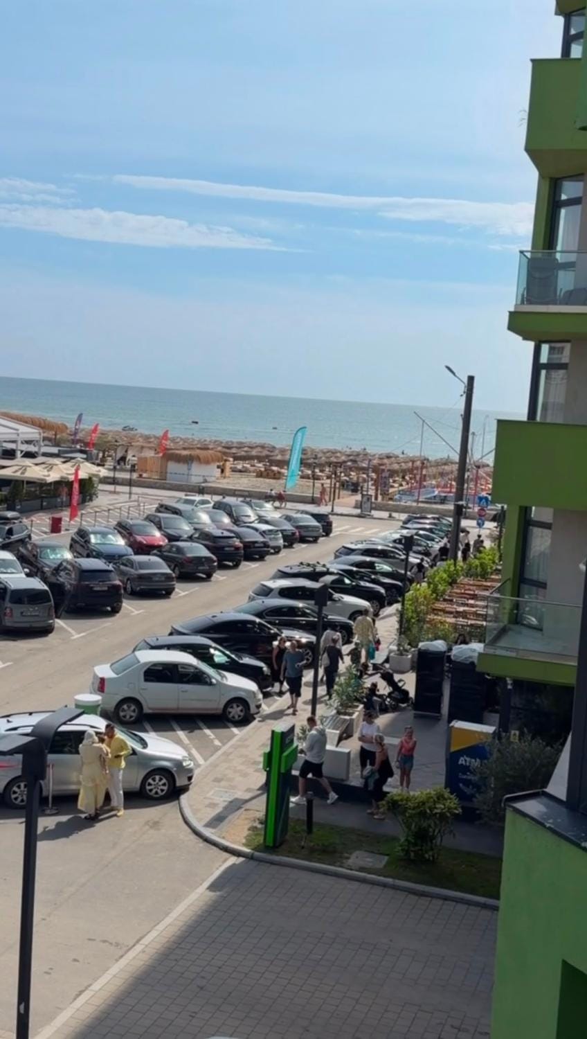 Alezzi Beach Resort LUXURY Apartment Pool& Spa-MAMAIA NORD Apartment in Constanța County