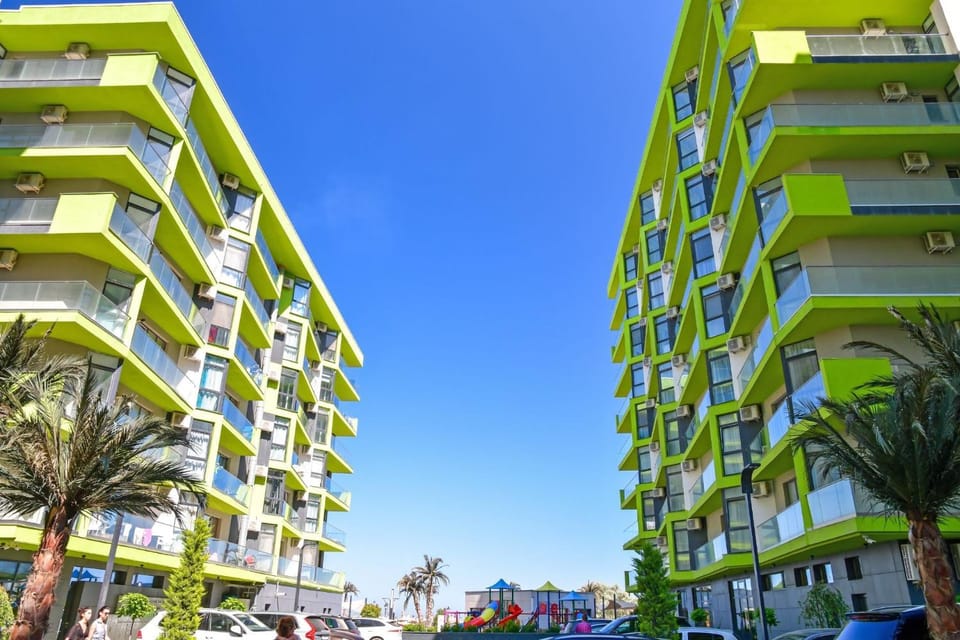 Alezzi Beach Resort LUXURY Apartment Pool& Spa-MAMAIA NORD Apartment in Constanța County