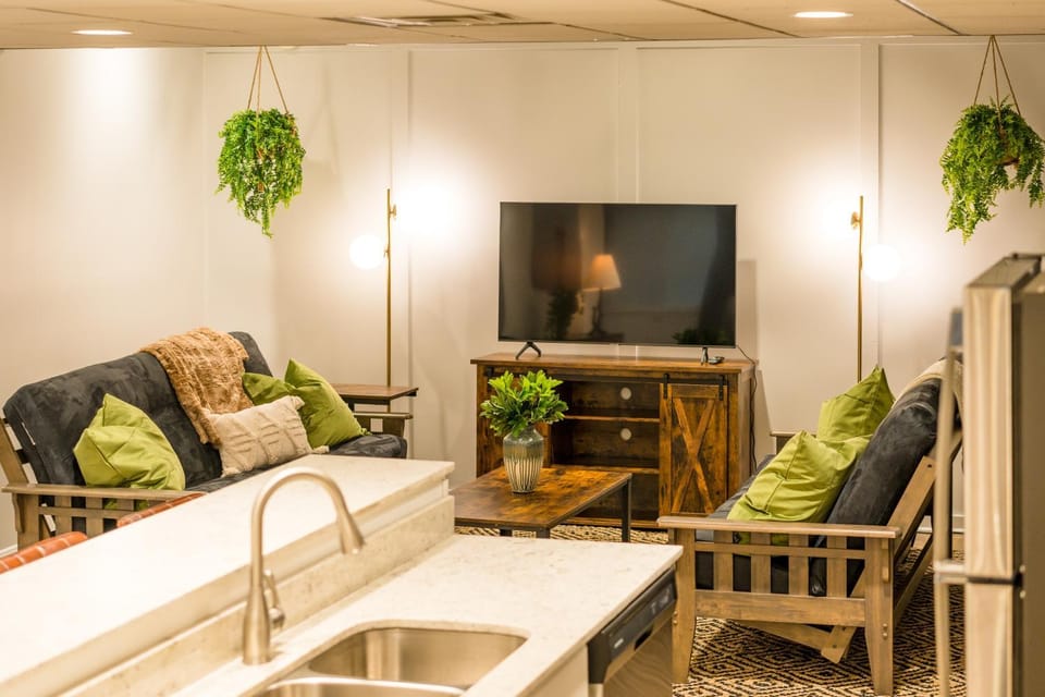 TV and multimedia, Living room, Seating area