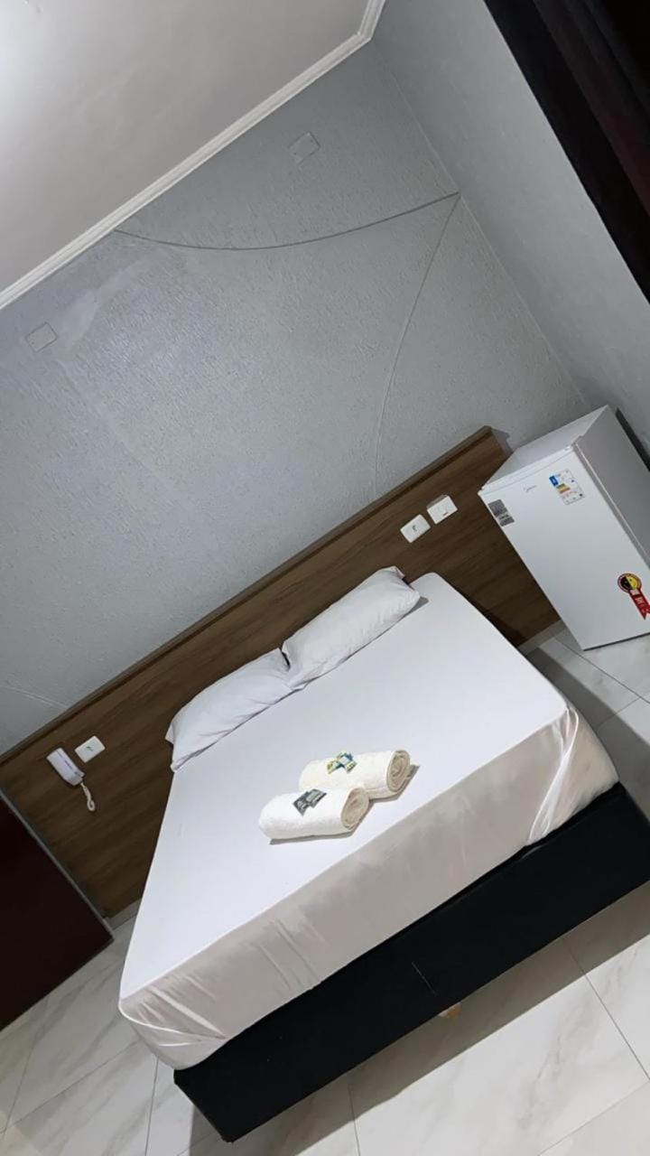 Hotel Bold - Aeroporto de Guarulhos 7 km - Estadio do Corinthians 10 km - USP Leste 5 km - Com Estacionamento cortesia Hotel in Guarulhos